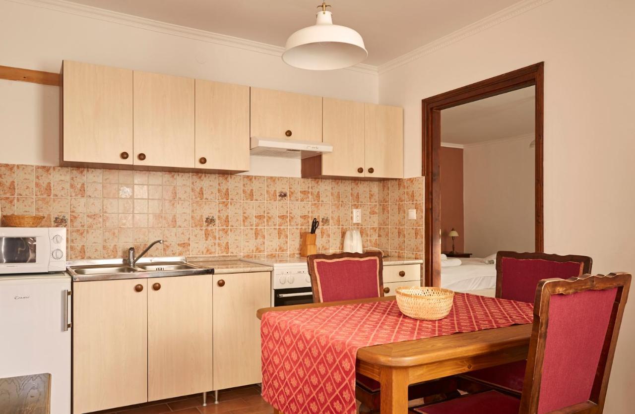 Preselo Pinceszet Es Vendeghaz Bed & Breakfast Erdőbénye Exterior foto
